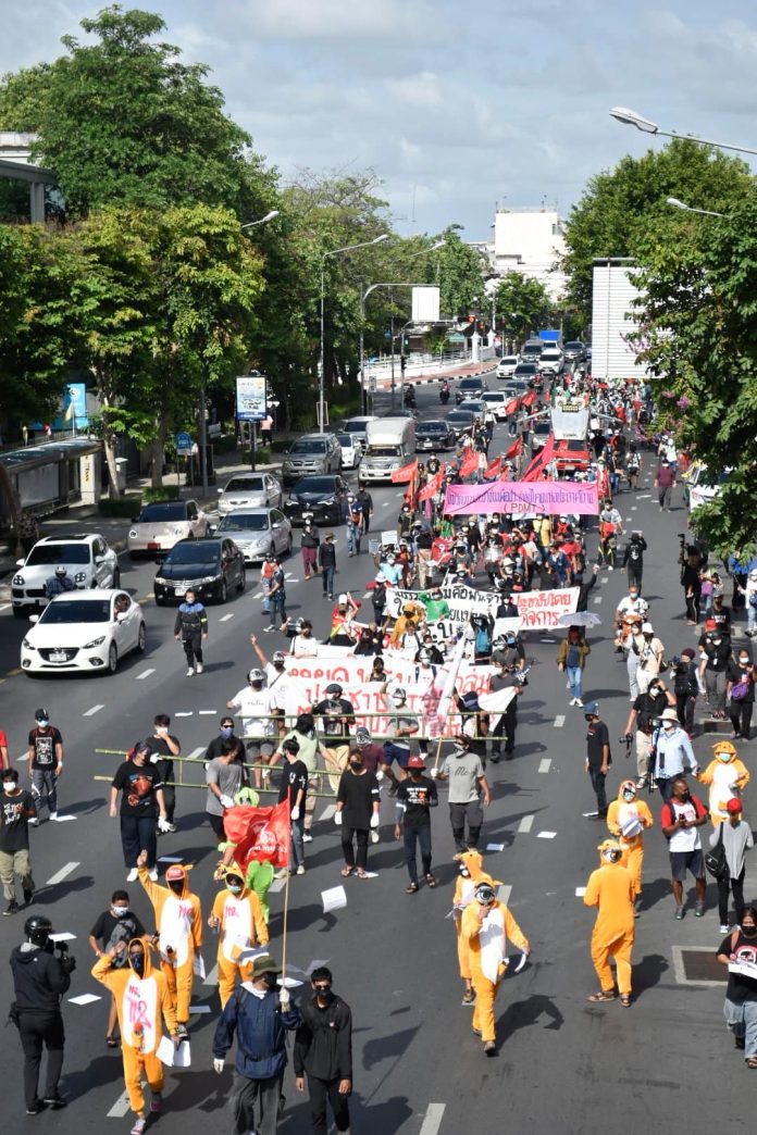 Lanner รายงานสถานการณ์การชุมนุม ​ #ต่อต้านร่างกฎหมายการรวมกลุ่มของประชาชน วันที่ 24 พฤษภาคม ช่วงเช้า​